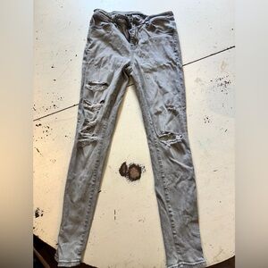 American Eagle Outfitters Light Gray Distressed Skinny Jeans women’s size 4